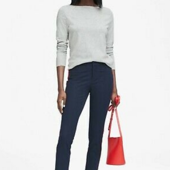 Banana Republic Sweaters - BANANA REPUBLIC Heathered Gray Sweater